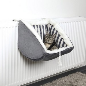 Cat Prince Radiator Bed